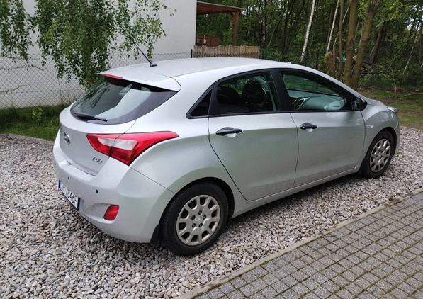 Hyundai I30 cena 32000 przebieg: 126800, rok produkcji 2013 z Rybnik małe 79